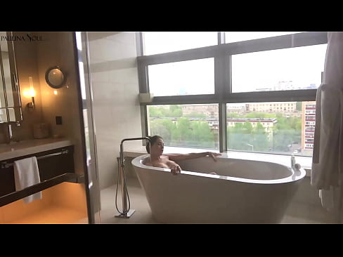 ❤️ Riesiges Babe wichst leidenschaftlich ihre Muschi im Badezimmer ❌ Quality porn bei uns ❤